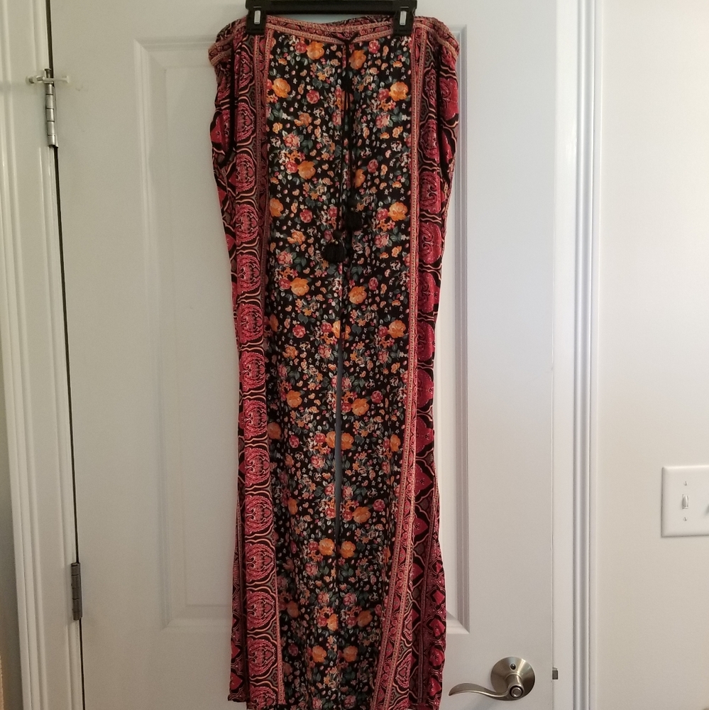 Tulle and Batiste Jamawar Rose Flair Pants